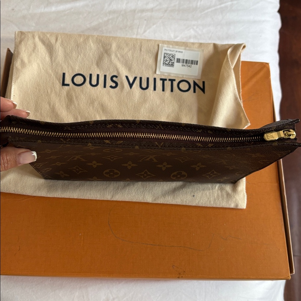 Louis Vuitton pochette - Picture 14 of 17